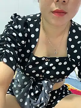 Baby-bigtits online show from 03-04-25, 03:33