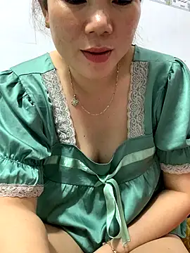 Baby-bigtits online show from 11-05-25, 03:01