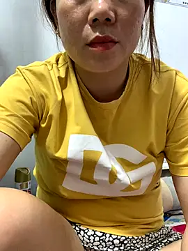 Baby-bigtits online show from 12-15-25, 03:05