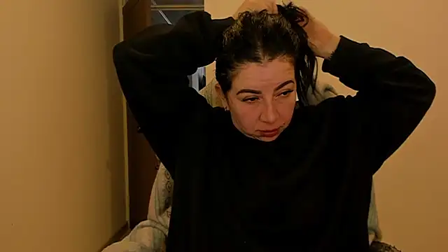 Snapshot of Im_coco chatting on 12-23-24, 02:28 Im coco online show from 12-23-24, 02:28