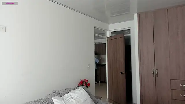 Snapshot of Im_coco chatting on 02-06-25, 02:37 Im coco online show from 02-06-25, 02:37