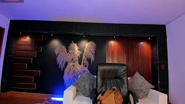 IsabellaaJoness online show from 11-09-25, 01:53