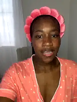 CoralHarrinson online show from 12-14-25, 03:39