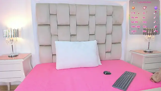 Roma  love online show from 11-13-25, 12:48