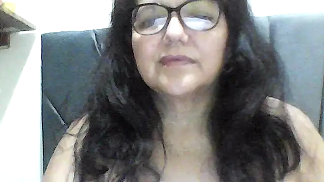 kassandra02 online show from 10-26-25, 03:12
