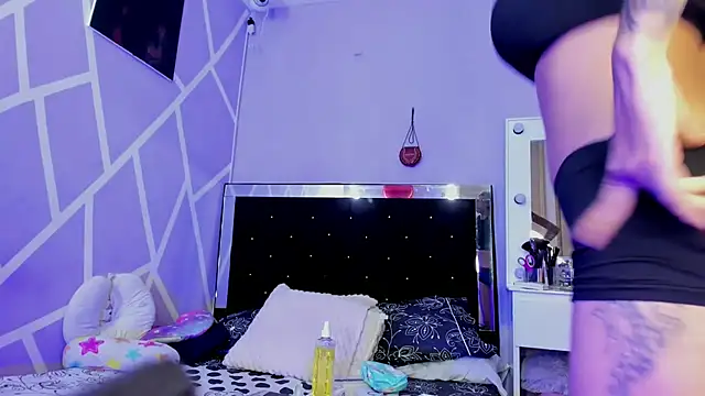 Laizasamantha2 online show from 02-26-26, 07:24