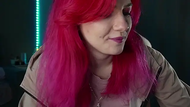 Snapshot of joyhannahh chatting on 12-17-25, 06:47 joyhannahh online show from 12-17-25, 06:47