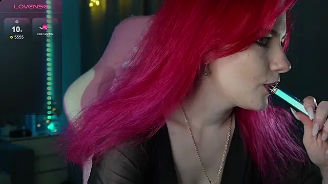 Snapshot of joyhannahh chatting on 01-11-26, 04:34 joyhannahh online show from 01-11-26, 04:34