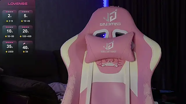 Snapshot of joyhannahh chatting on 03-04-26, 05:19 joyhannahh online show from 03-04-26, 05:19