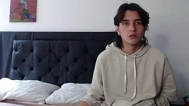 Snapshot of alex_connorr chatting on 03-12-25, 04:24 alex connorr online show from 03-12-25, 04:24