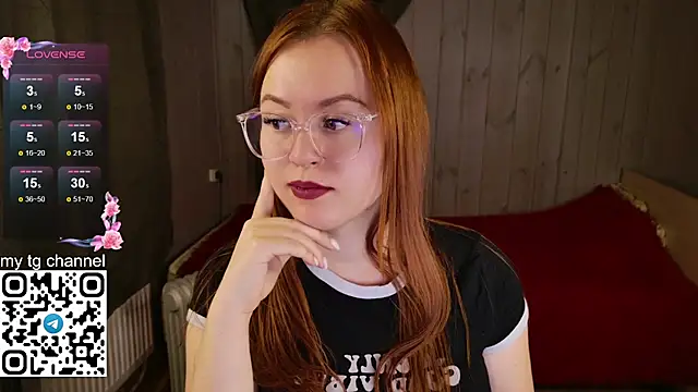 Snapshot of Lila_Pitt chatting on 01-05-25, 08:52 Lila Pitt online show from 01-05-25, 08:52