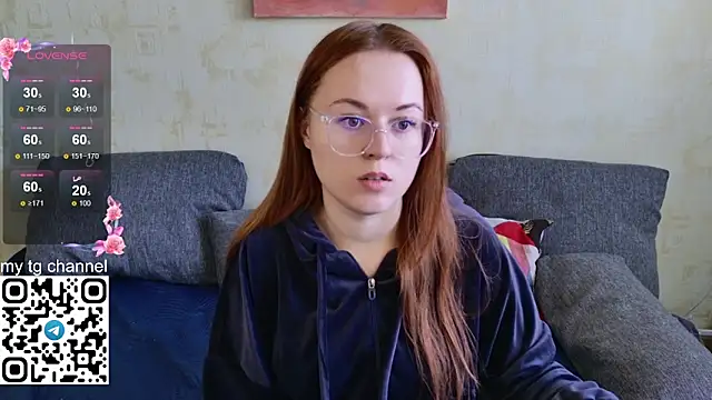 Snapshot of Lila_Pitt chatting on 03-02-25, 10:03 Lila Pitt online show from 03-02-25, 10:03