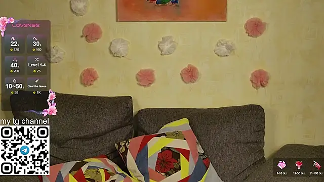 Snapshot of Lila_Pitt chatting on 03-07-25, 10:10 Lila Pitt online show from 03-07-25, 10:10