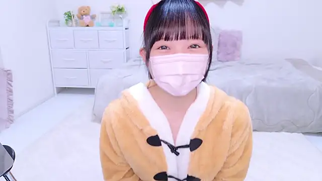 Snapshot of 86_haru chatting on 12-23-24, 11:25 86 haru online show from 12-23-24, 11:25