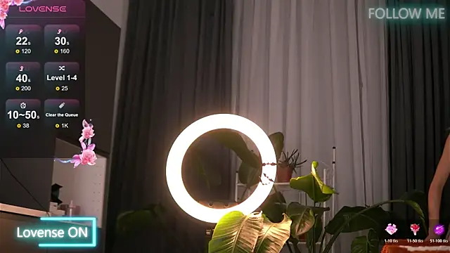 Snapshot of EmilyRaymont chatting on 11-05-25, 03:17 EmilyRaymont online show from 11-05-25, 03:17