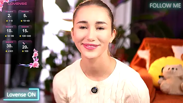 Snapshot of EmilyRaymont chatting on 11-23-25, 08:03 EmilyRaymont online show from 11-23-25, 08:03