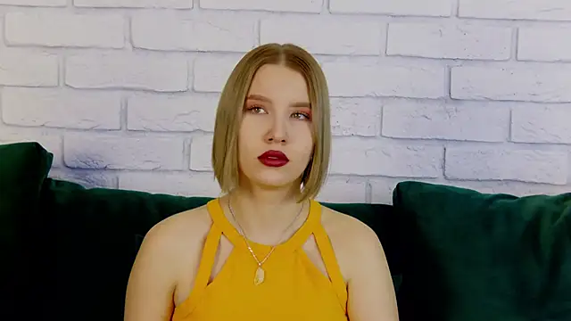 LiliLinn online show from 02-03-25, 05:07