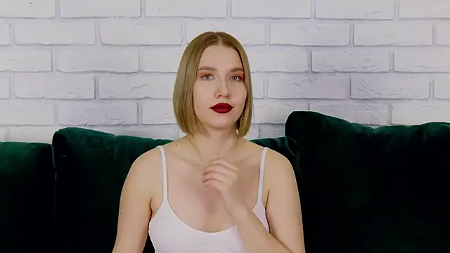 LiliLinn online show from 02-10-25, 12:29