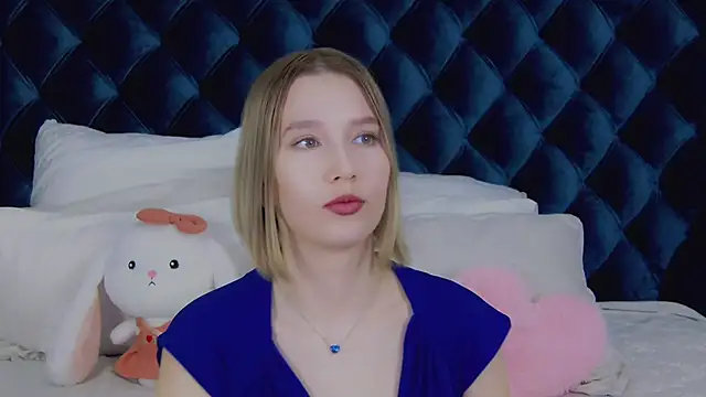 LiliLinn online show from 03-14-25, 11:12