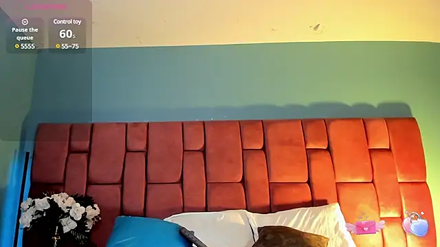 NinaInk online show from 03-22-25, 07:53