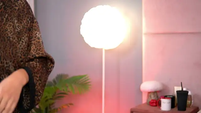 AlmaLuv online show from 01-15-26, 04:50