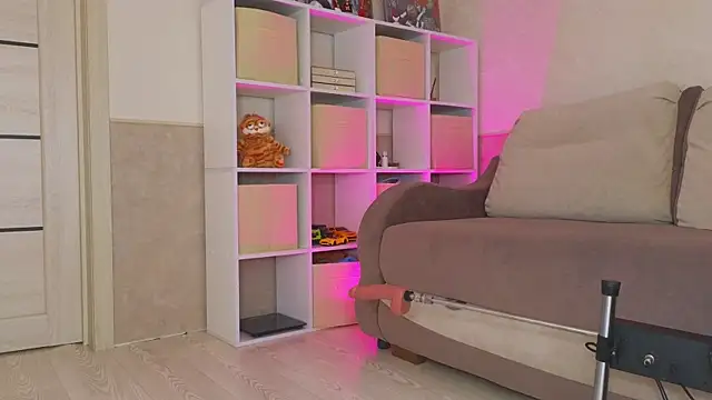 Snapshot of Katy_perry_ chatting on 09-11-25, 02:55 Katy perry online show from 09-11-25, 02:55