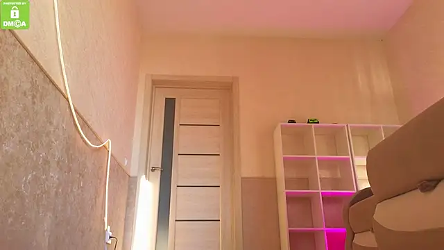 Snapshot of Katy_perry_ chatting on 10-25-25, 03:14 Katy perry online show from 10-25-25, 03:14