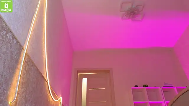 Snapshot of Katy_perry_ chatting on 10-29-25, 03:42 Katy perry online show from 10-29-25, 03:42