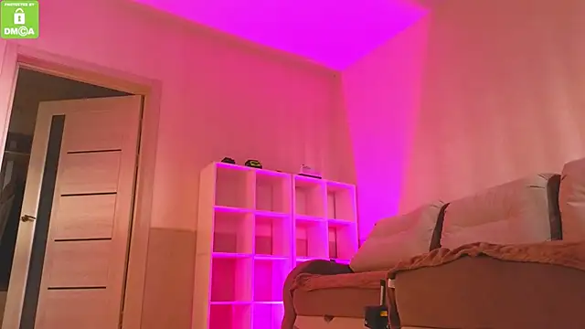 Snapshot of Katy_perry_ chatting on 10-30-25, 03:19 Katy perry online show from 10-30-25, 03:19