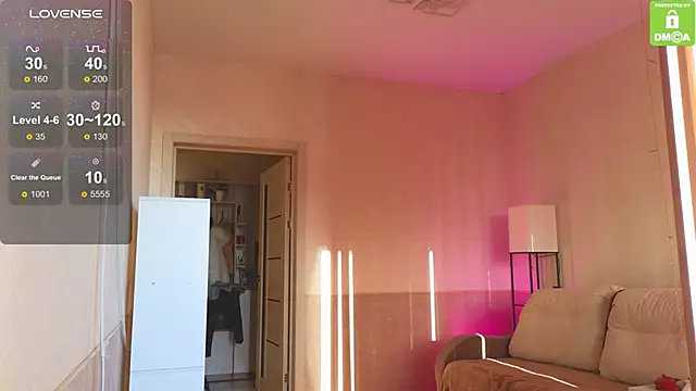 Snapshot of Katy_perry_ chatting on 11-16-25, 03:56 Katy perry online show from 11-16-25, 03:56