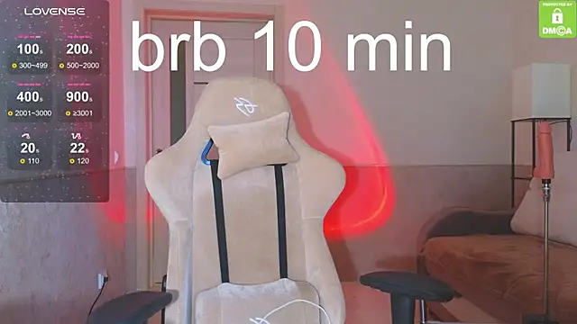 Snapshot of Katy_perry_ chatting on 11-24-25, 03:17 Katy perry online show from 11-24-25, 03:17