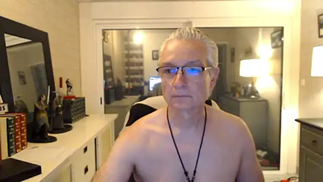 Snapshot of Goduleur69 chatting on 06-11-26, 03:43 Goduleur69 online show from 06-11-26, 03:43
