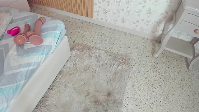 ElaEndez  online show from 02-13-25, 11:50