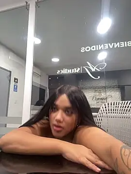 ElaEndez  online show from 03-08-25, 09:08