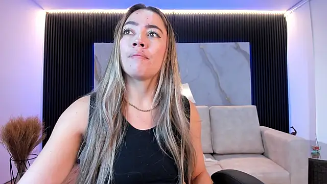 Alessia Taylorr online show from 10-06-25, 11:29