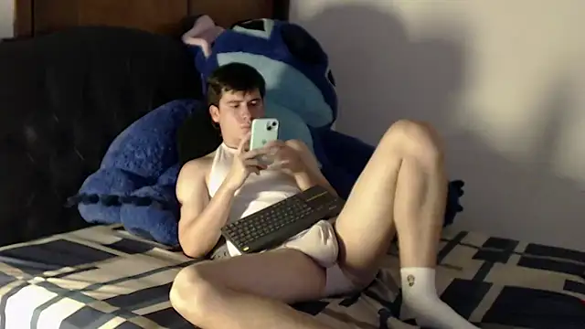 Snapshot of harry_greg21 chatting on 02-11-26, 06:35 harry greg21 online show from 02-11-26, 06:35