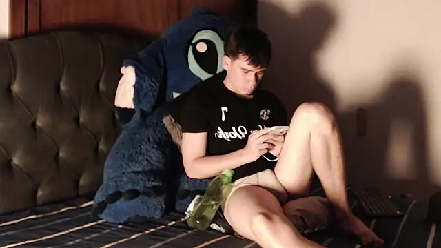 Snapshot of harry_greg21 chatting on 02-17-26, 01:46 harry greg21 online show from 02-17-26, 01:46