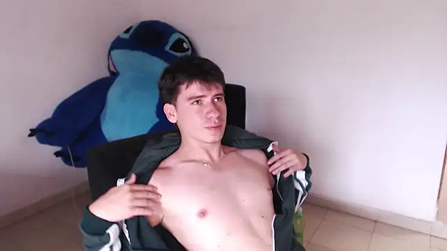 Snapshot of harry_greg21 chatting on 02-23-26, 02:58 harry greg21 online show from 02-23-26, 02:58