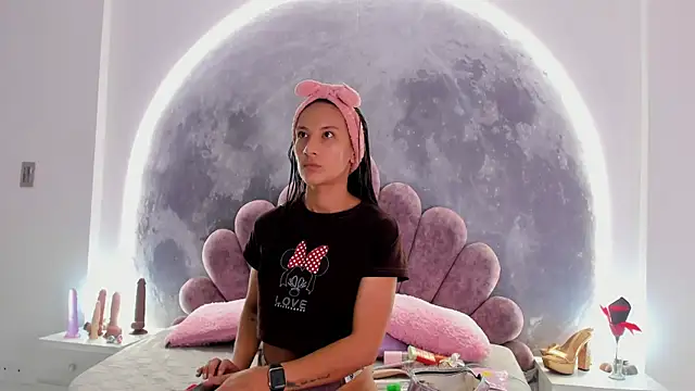 Valeria Fitness online show from 02-18-26, 07:43