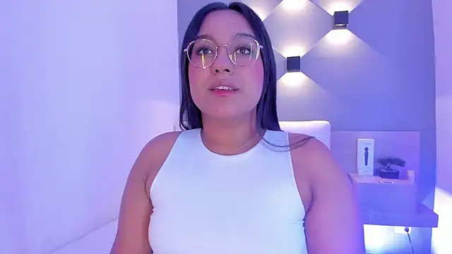 ellamontoya online show from 01-28-25, 04:39