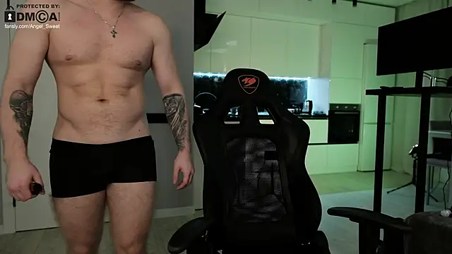 Snapshot of sweettooth21 chatting on 09-15-25, 08:42 sweettooth21 online show from 09-15-25, 08:42