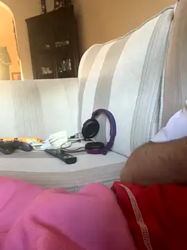 EE123458 online show from 11-28-25, 01:03