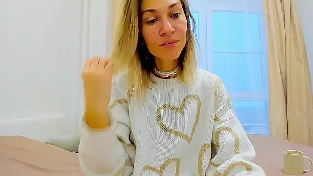 Snapshot of Mona_Cruz chatting on 12-07-24, 06:10 Mona Cruz online show from 12-07-24, 06:10