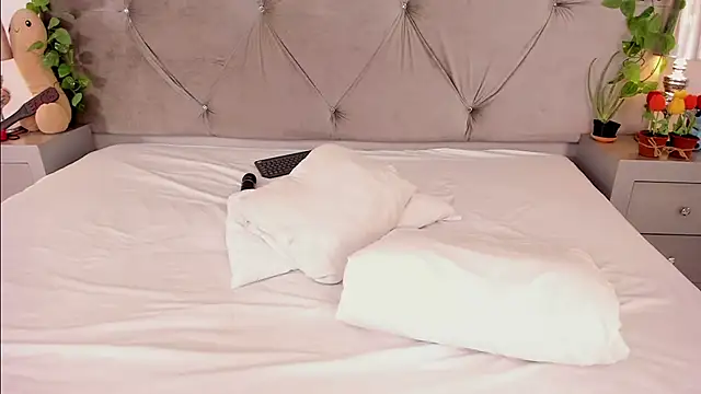 linasantoss online show from 01-24-25, 03:13