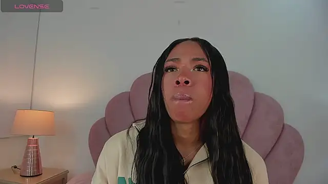 Nicole Paradise online show from 02-12-25, 12:55