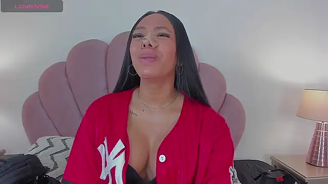 Nicole Paradise online show from 09-30-25, 12:10