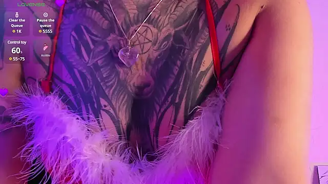 Snapshot of Akari1_Mischief chatting on 12-25-24, 01:10 Akari1 Mischief online show from 12-25-24, 01:10