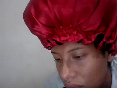 Kitra New online show from 02-20-25, 09:33