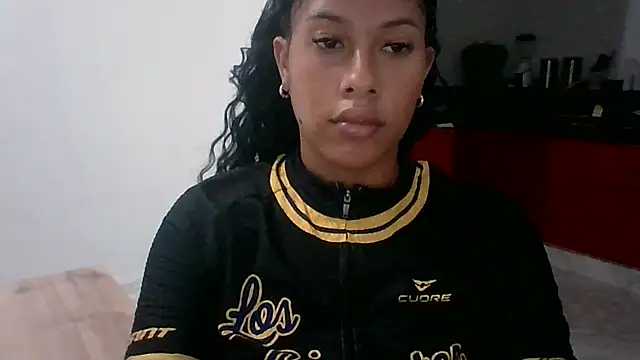 Kitra New online show from 10-01-25, 01:55