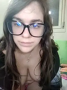 Miachan LaGattinaVogliosa online show from 02-15-26, 01:31